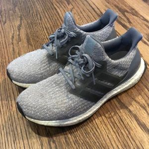 Adidas tennis shoes